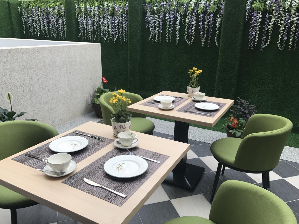 Hotel 晨光飯店 Jiayi Zewnętrze zdjęcie
