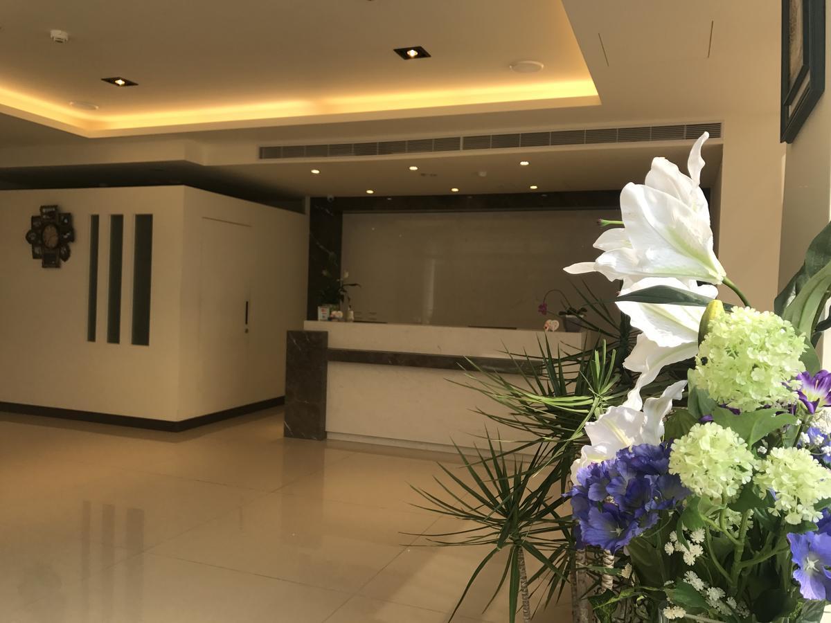 Hotel 晨光飯店 Jiayi Zewnętrze zdjęcie